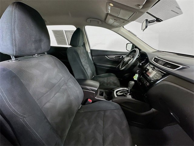 Used 2016 Nissan Rogue S image 25