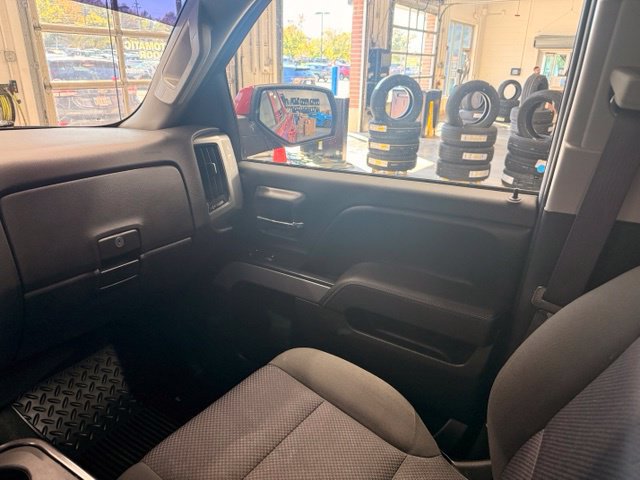 Used 2015 Chevrolet Silverado 1500 LT AWD/4WD image 19
