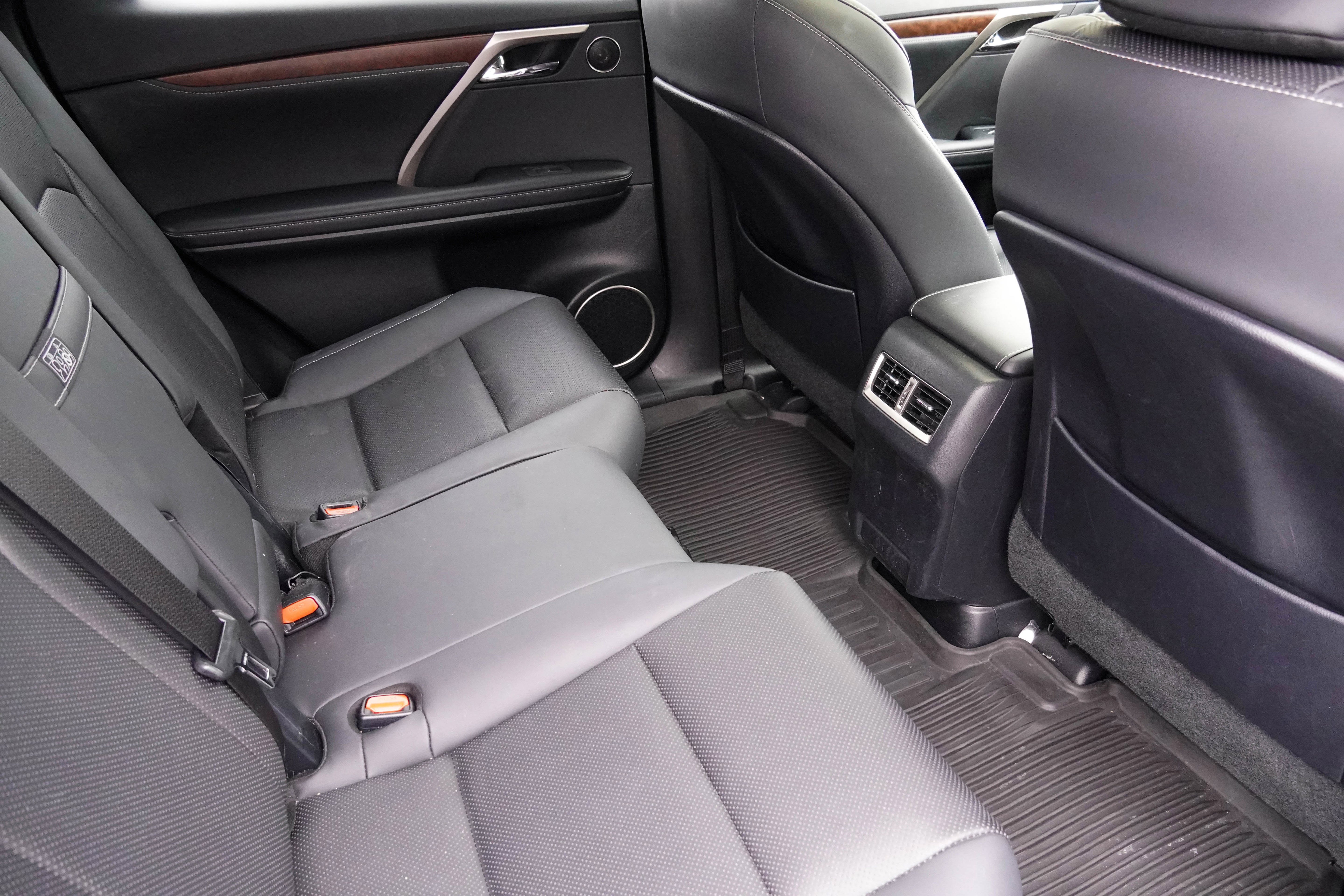 Used 2022 Lexus RX 350L 350L w/ Premium Package image 33