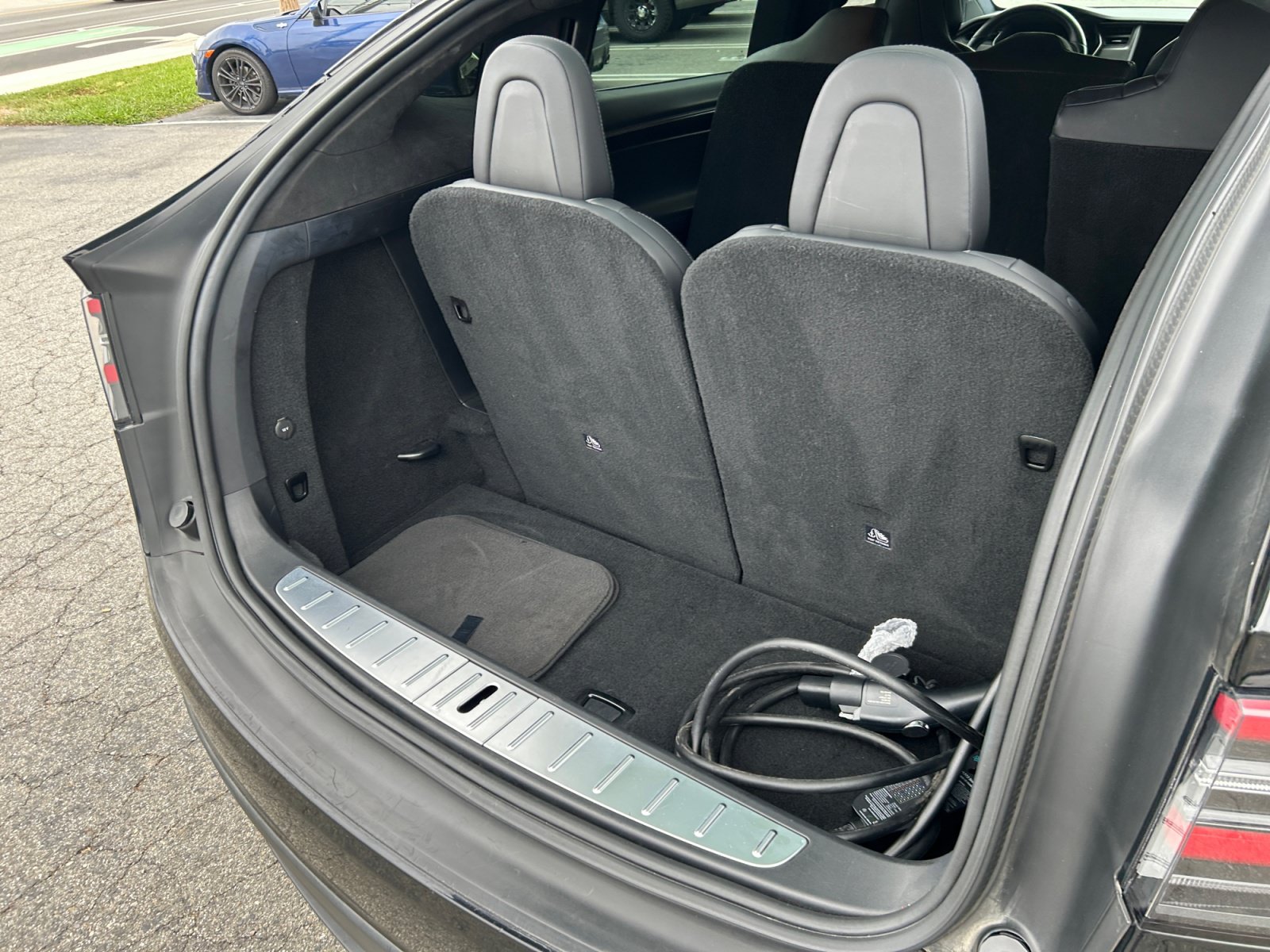 Used 2018 Tesla Model X 75D AWD/4WD image 22