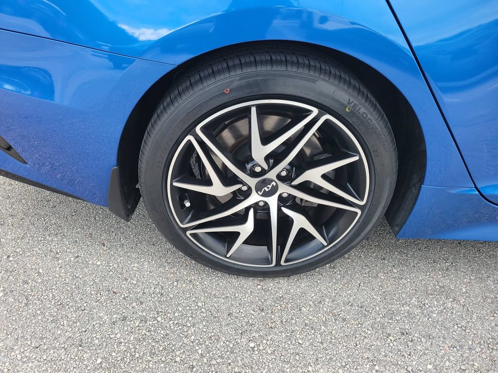 Used 2022 Kia Stinger GT-Line w/ Sun & Sound Package RWD image 30
