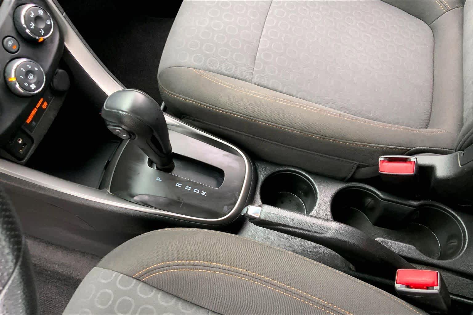 Used 2018 Chevrolet Trax LS FWD image 17