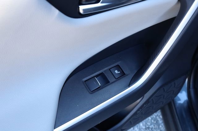 Used 2025 Toyota RAV4 Limited w/ Advanced Technology Package image 36