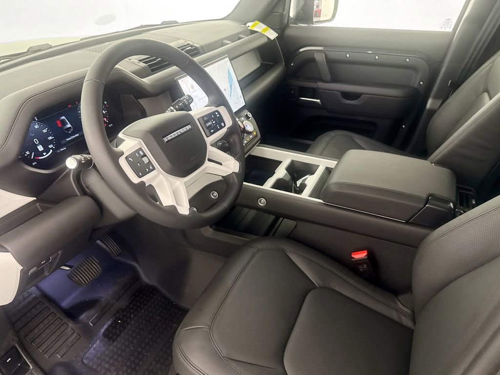 New 2026 Land Rover Defender 130 X-Dynamic SE AWD/4WD image 9