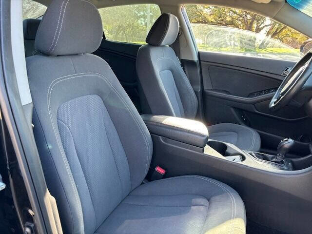 Used 2011 Kia Optima EX FWD image 28