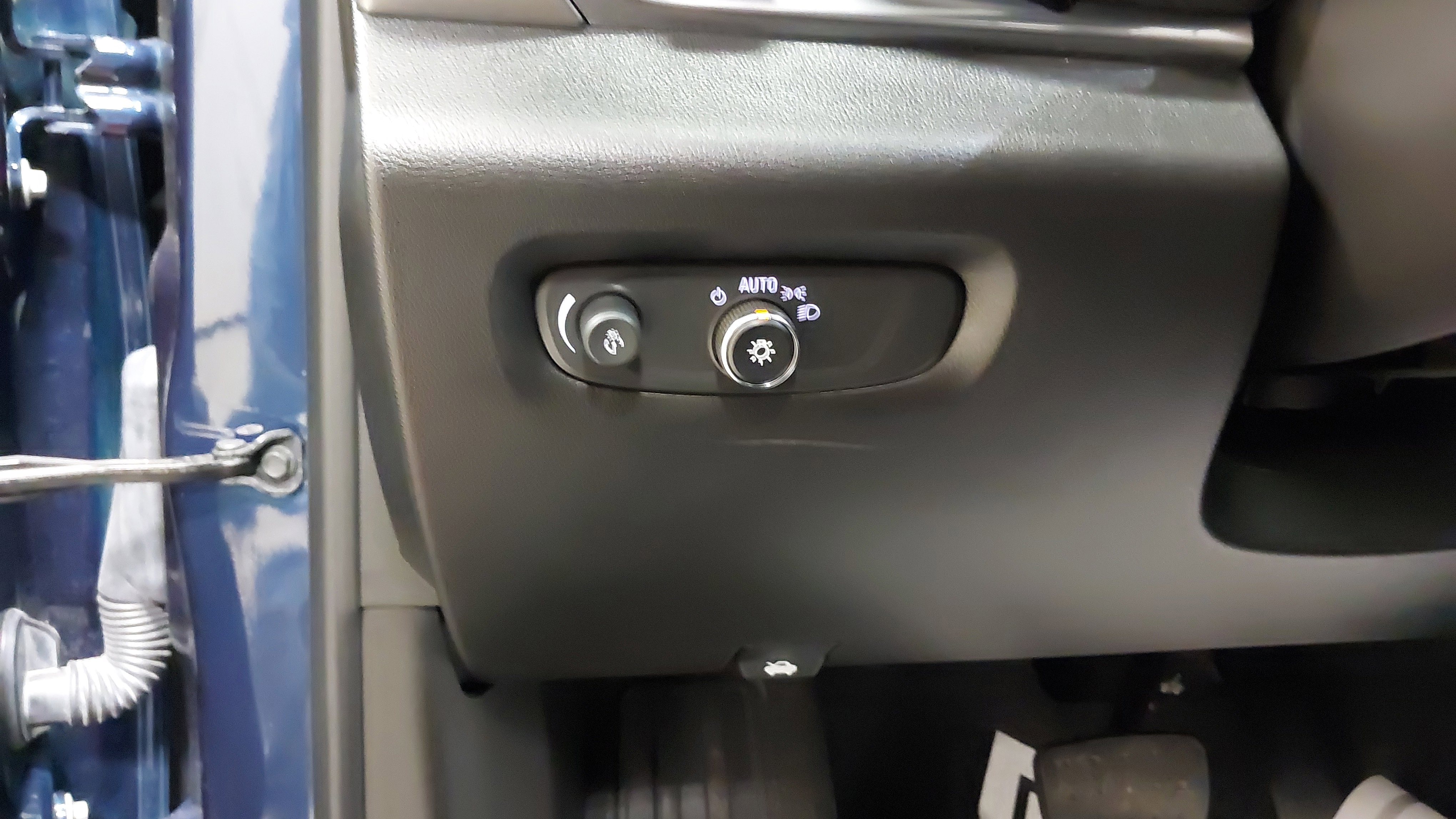 Used 2023 Chevrolet Traverse LT w/ LT Premium Package image 23