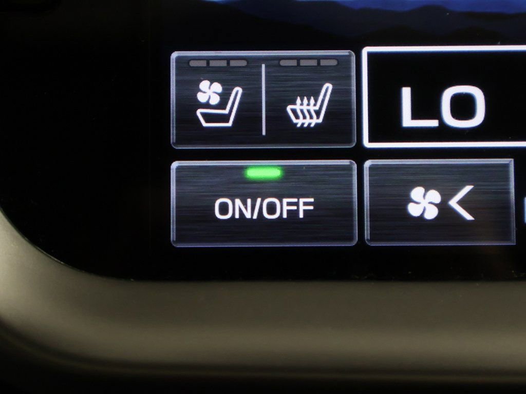 Used 2024 Subaru Outback Touring XT AWD/4WD image 46