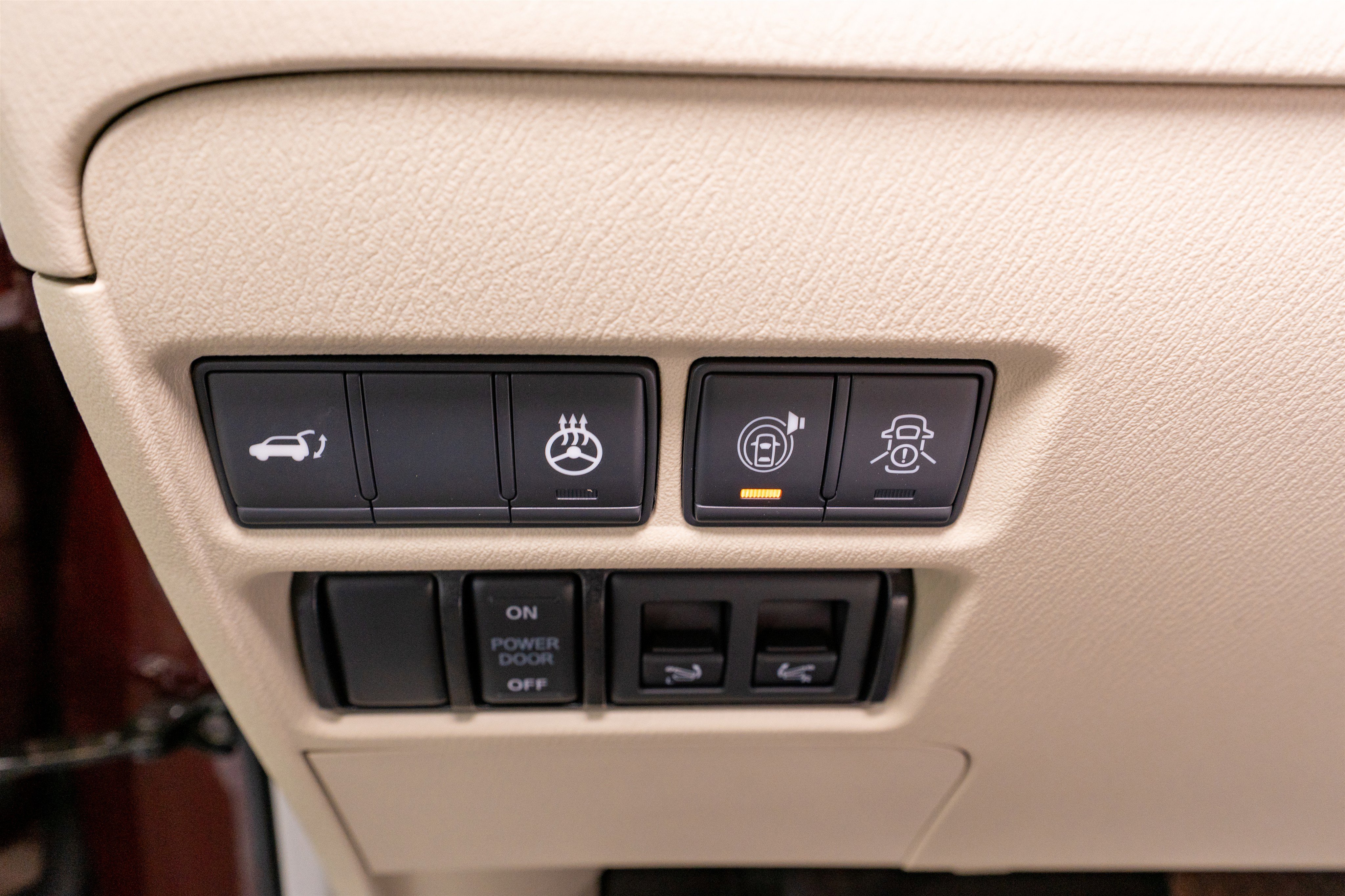 Used 2020 INFINITI QX80 Luxe w/ Proactive Package image 32