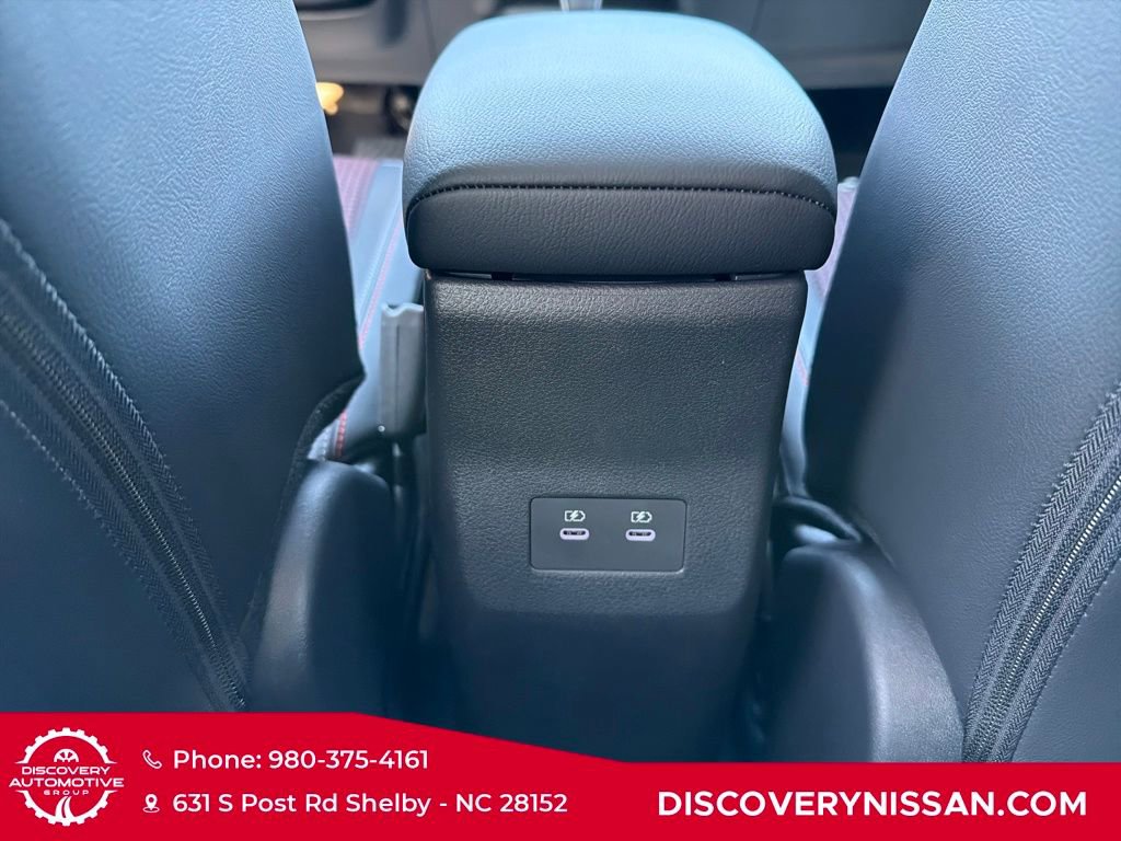 New 2026 Nissan Kicks SR w/ SR Premium Package FWD image 33