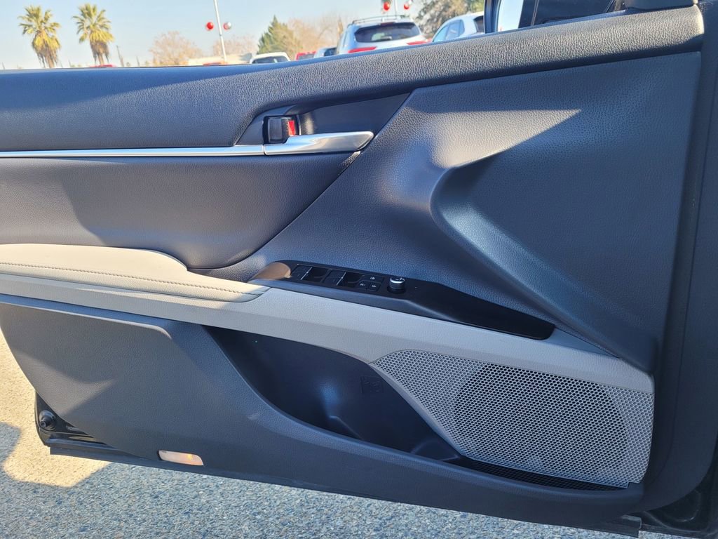 Used 2023 Toyota Camry XLE w/ Protection Package (Q2) (TMS) image 12