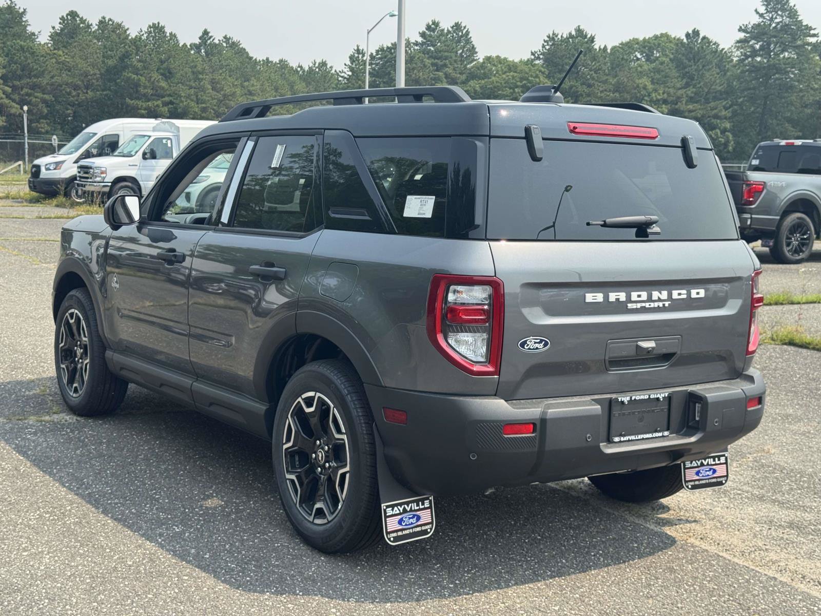 New 2026 Ford Bronco Sport Outer Banks w/ Outer Banks Tech Package+ AWD/4WD image 8