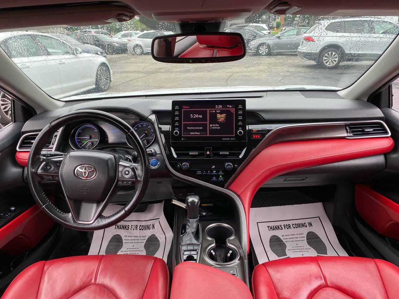 Used 2022 Toyota Camry XSE FWD image 10