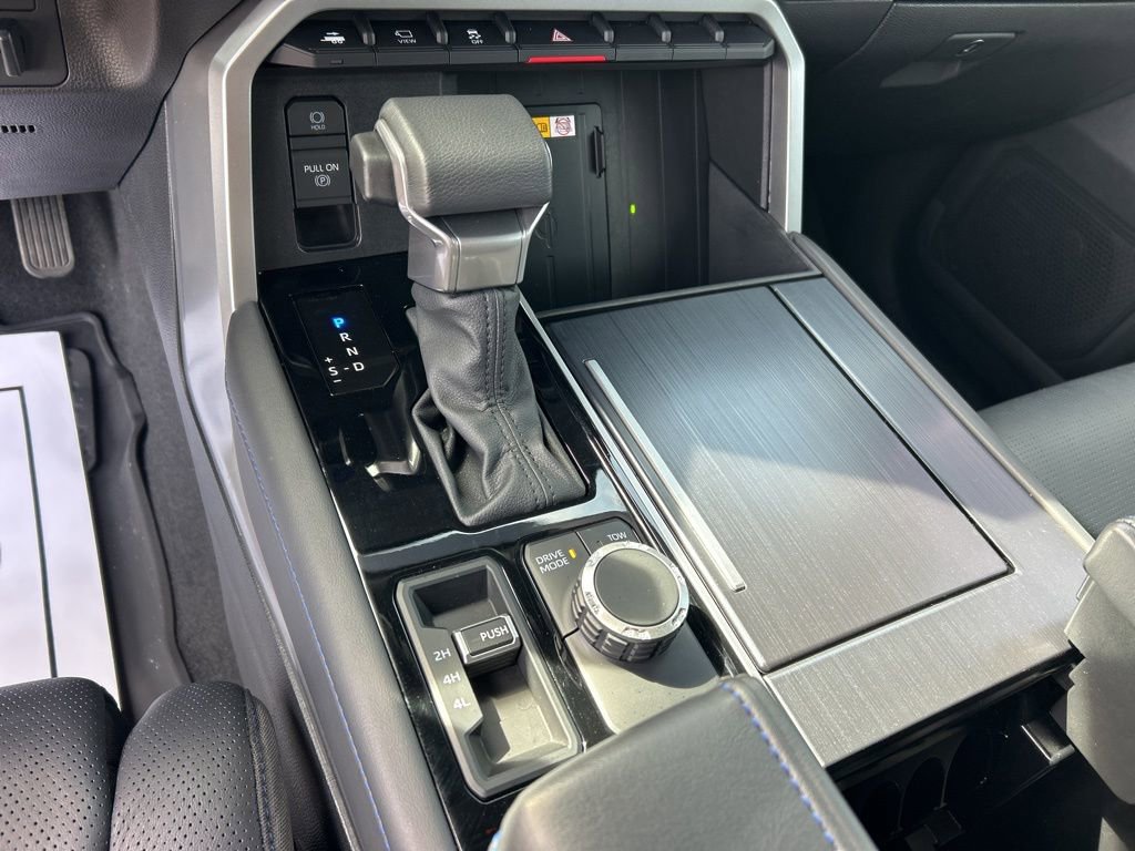 Used 2024 Toyota Sequoia Platinum image 12