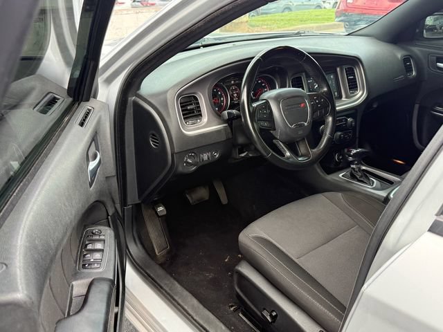 Used 2022 Dodge Charger SXT RWD image 9