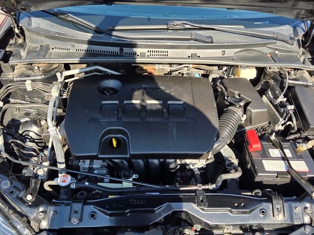 Used 2019 Toyota Corolla XSE image 22