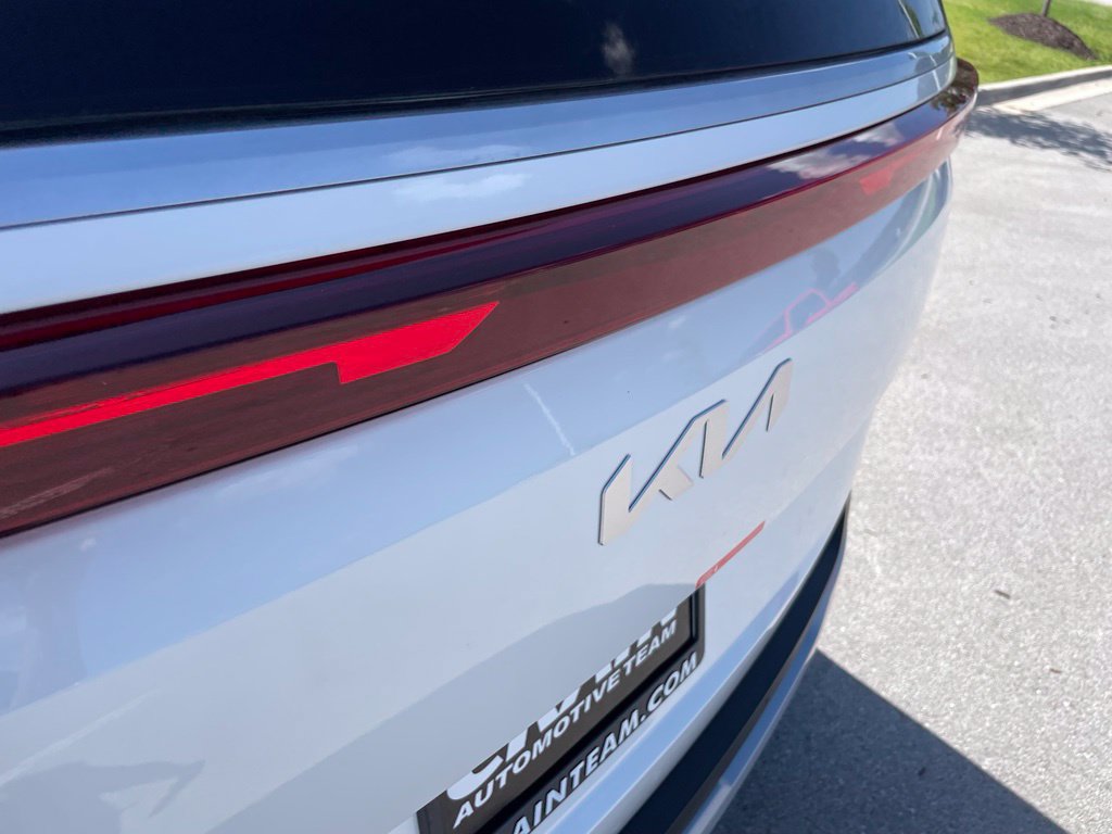 New 2027 Kia Carnival FWD image 28