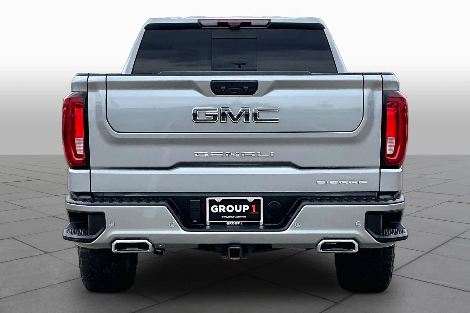 Used 2023 GMC Sierra 1500 Denali Ultimate AWD/4WD image 5