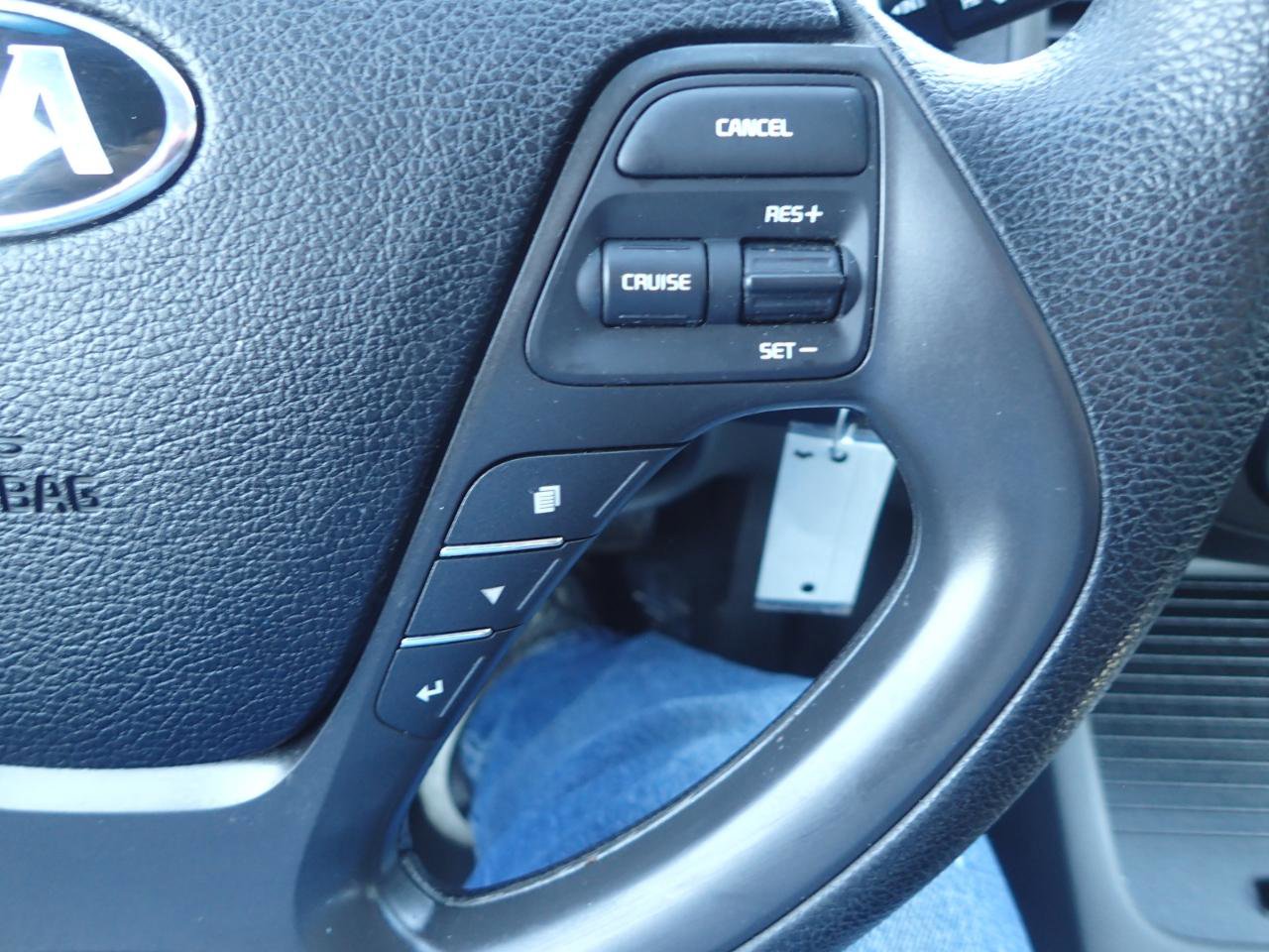 Used 2017 Kia Forte LX w/ LX Popular Package FWD image 15
