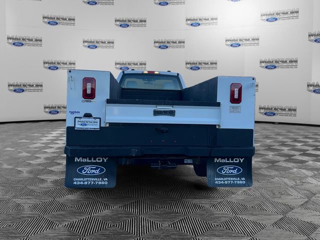Used 2022 Ford F550 4x4 Regular Cab Super Duty image 4