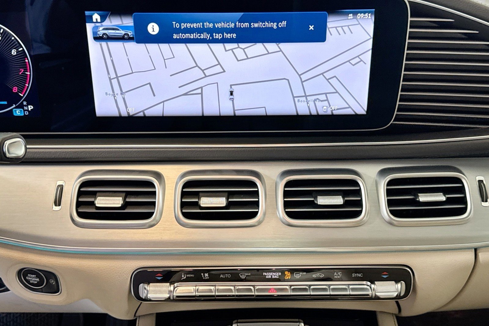 Used 2025 Mercedes-Benz GLS 450 4MATIC image 13