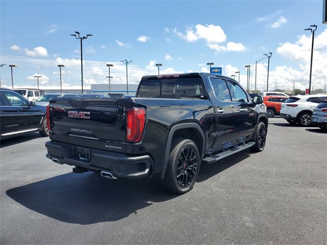 Used 2023 GMC Sierra 1500 Denali w/ Technology Package image 4