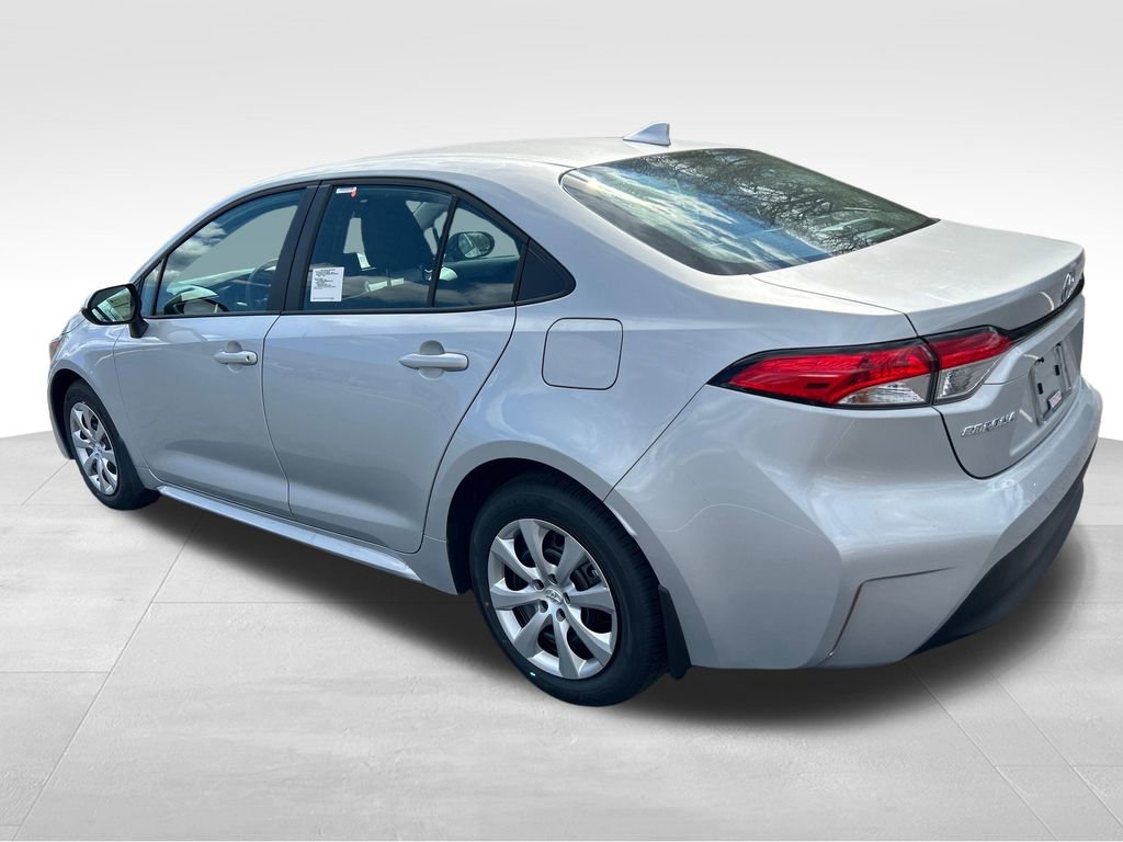 New 2026 Toyota Corolla LE FWD image 3