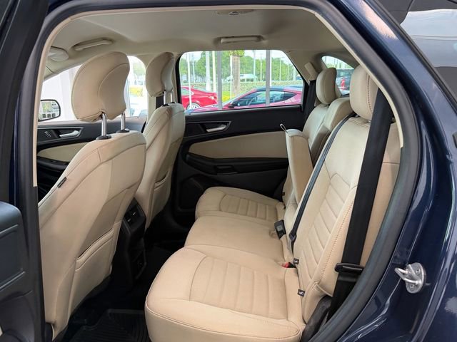 Used 2017 Ford Edge SE FWD image 7