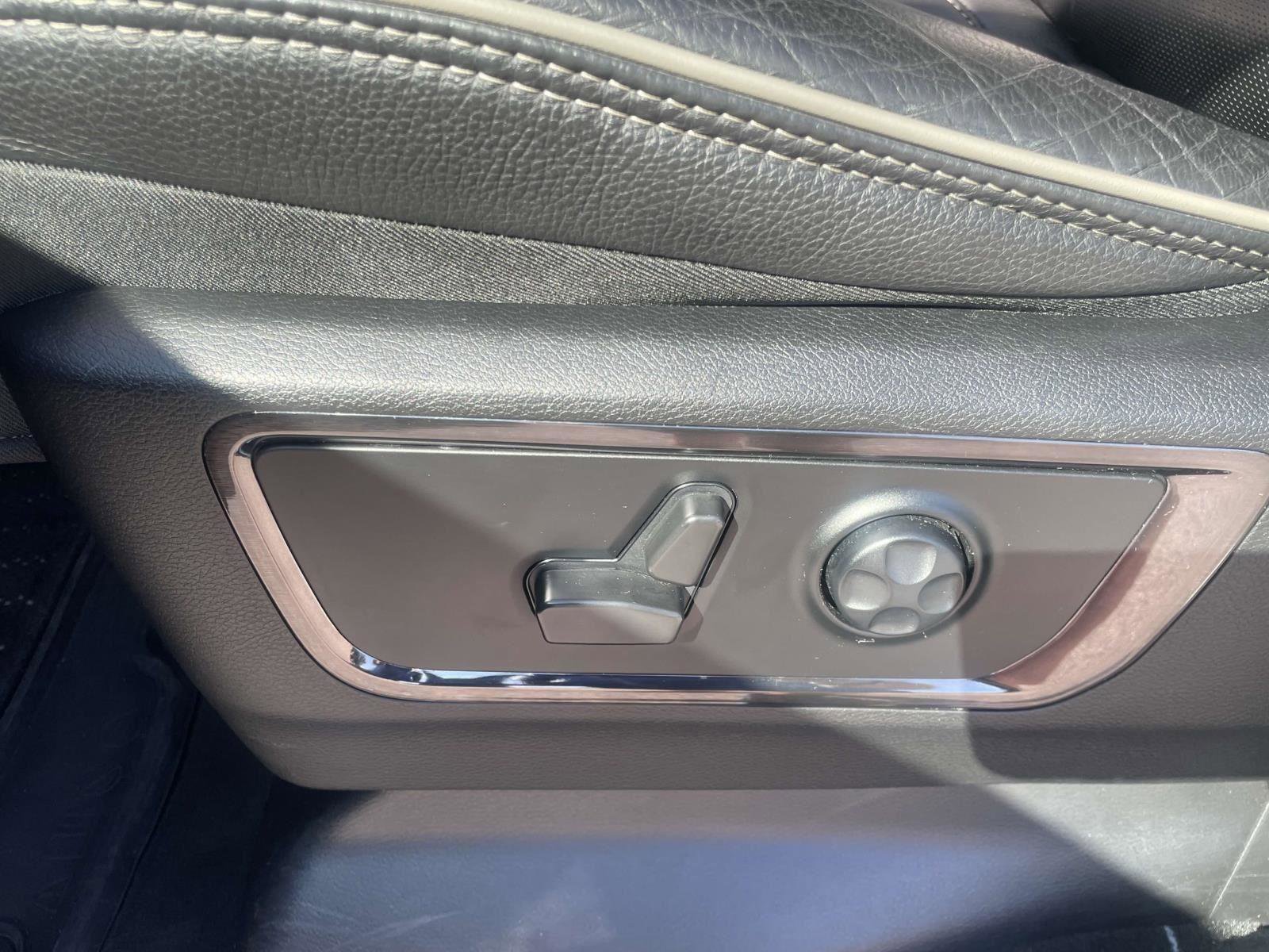 Used 2022 RAM 1500 Limited image 16