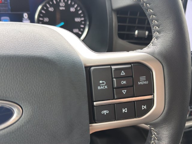 Used 2024 Ford Expedition XLT RWD image 23