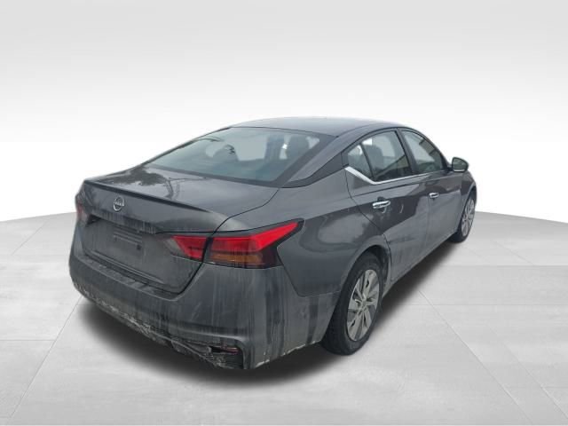 Used 2024 Nissan Altima 2.5 S image 5