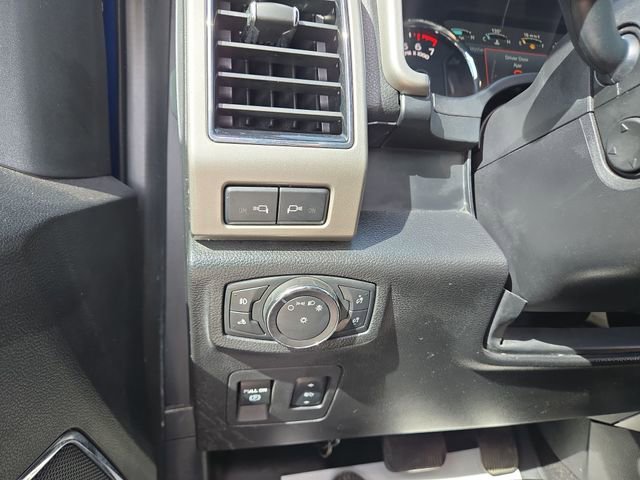 Used 2018 Ford F150 Lariat w/ Equipment Group 502A Luxury image 20