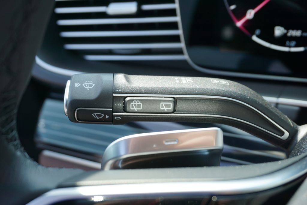 Certified 2025 Mercedes-Benz GLE 350 4MATIC image 28