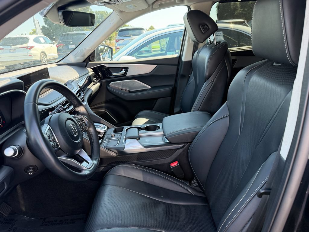 Used 2023 Acura MDX FWD w/ Technology Package image 12
