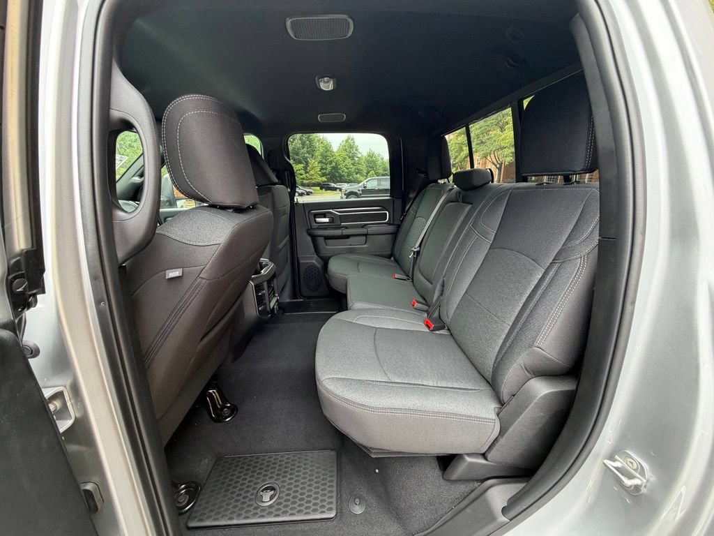 New 2026 RAM 2500 Big Horn AWD/4WD image 12