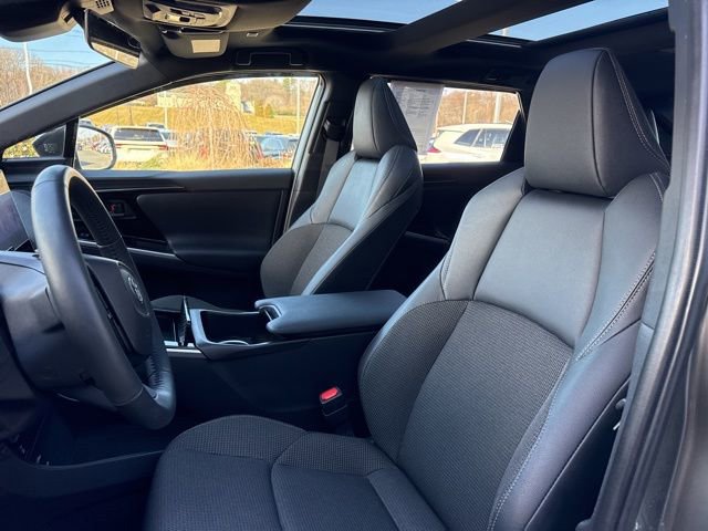 Used 2024 Toyota bZ4X XLE AWD/4WD image 26