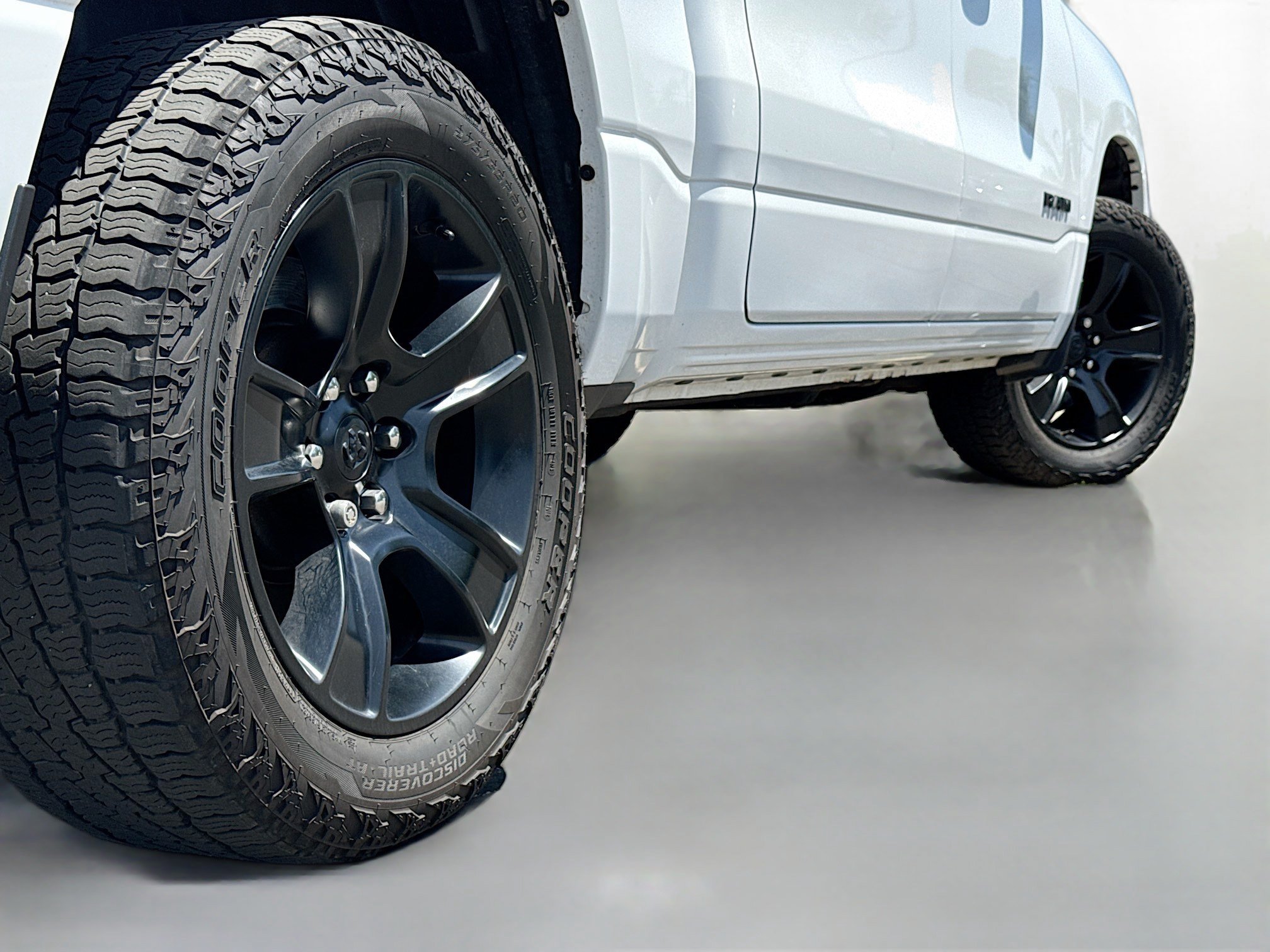 Used 2020 RAM 1500 Big Horn AWD/4WD image 18