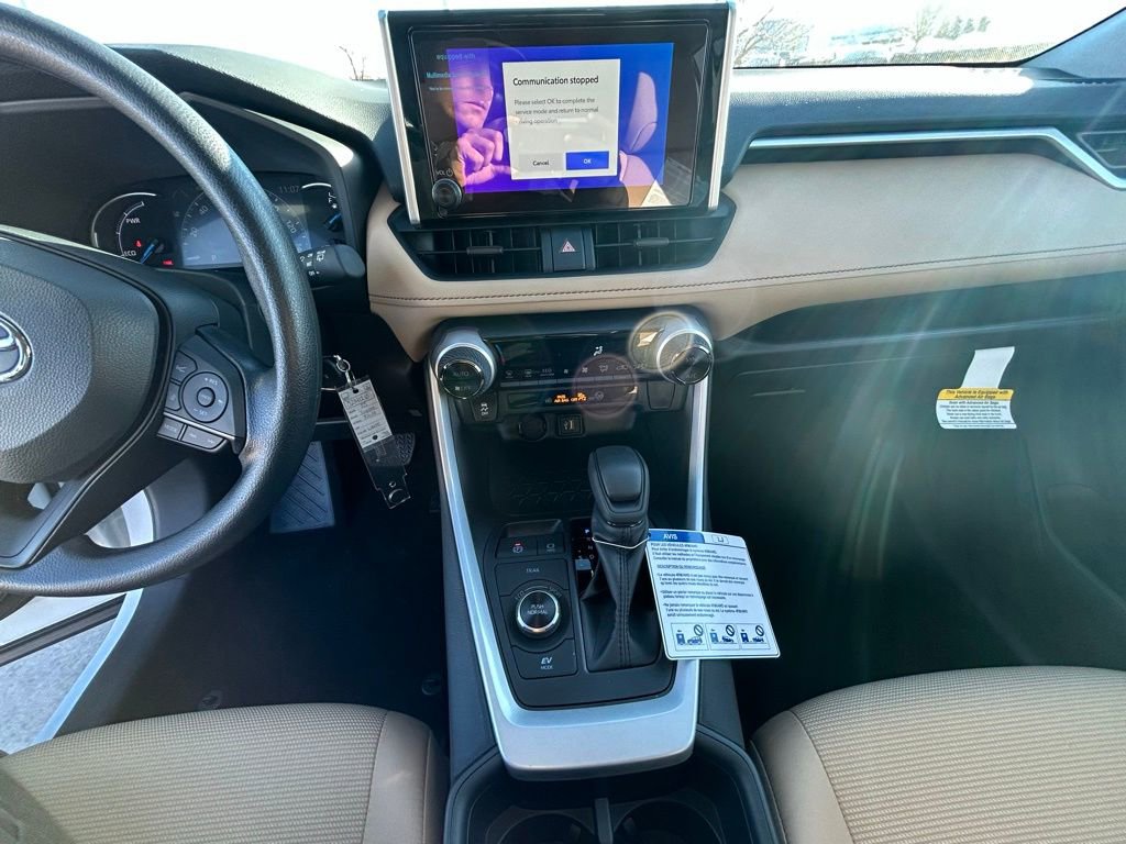 Used 2025 Toyota RAV4 SE image 22