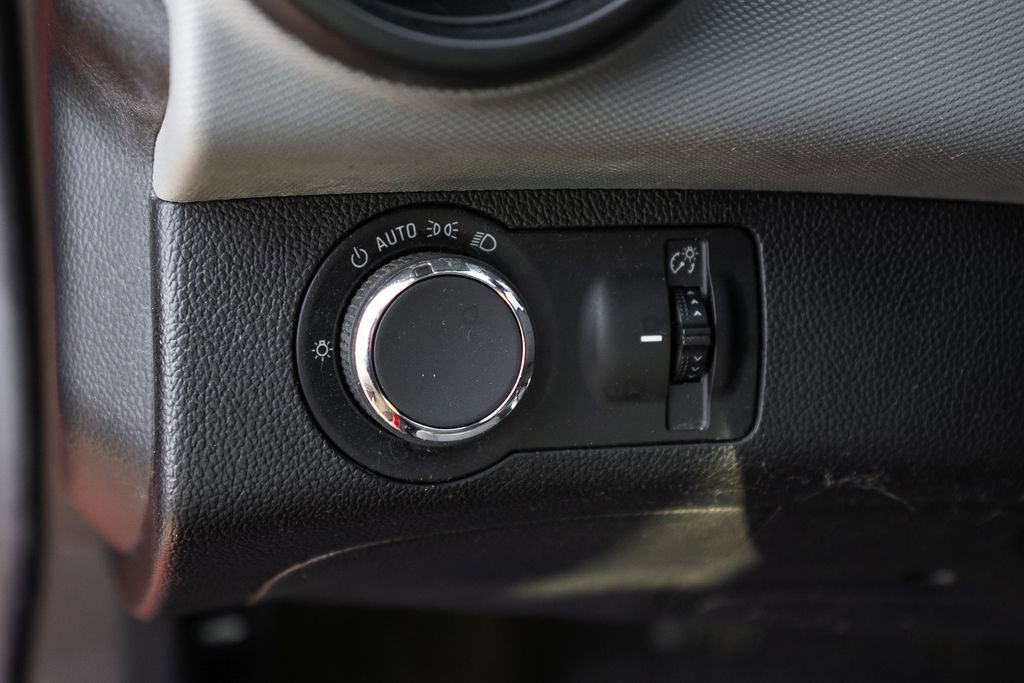 Used 2013 Chevrolet Sonic LS image 15