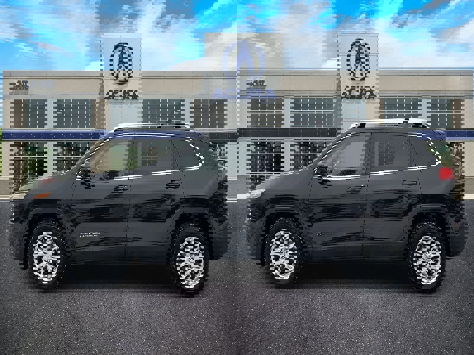 Used 2015 Jeep Cherokee Latitude w/ Cold Weather Group image 2