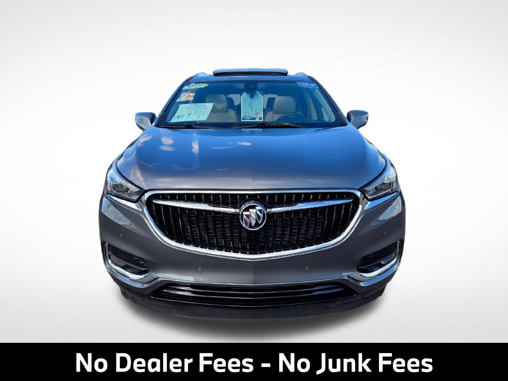 Used 2020 Buick Enclave Premium w/ Sun and Sites Package FWD image 2