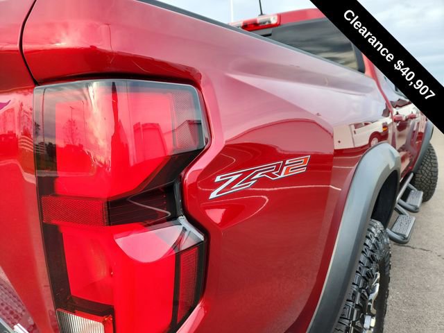 Used 2024 Chevrolet Colorado ZR2 w/ Technology Package image 28