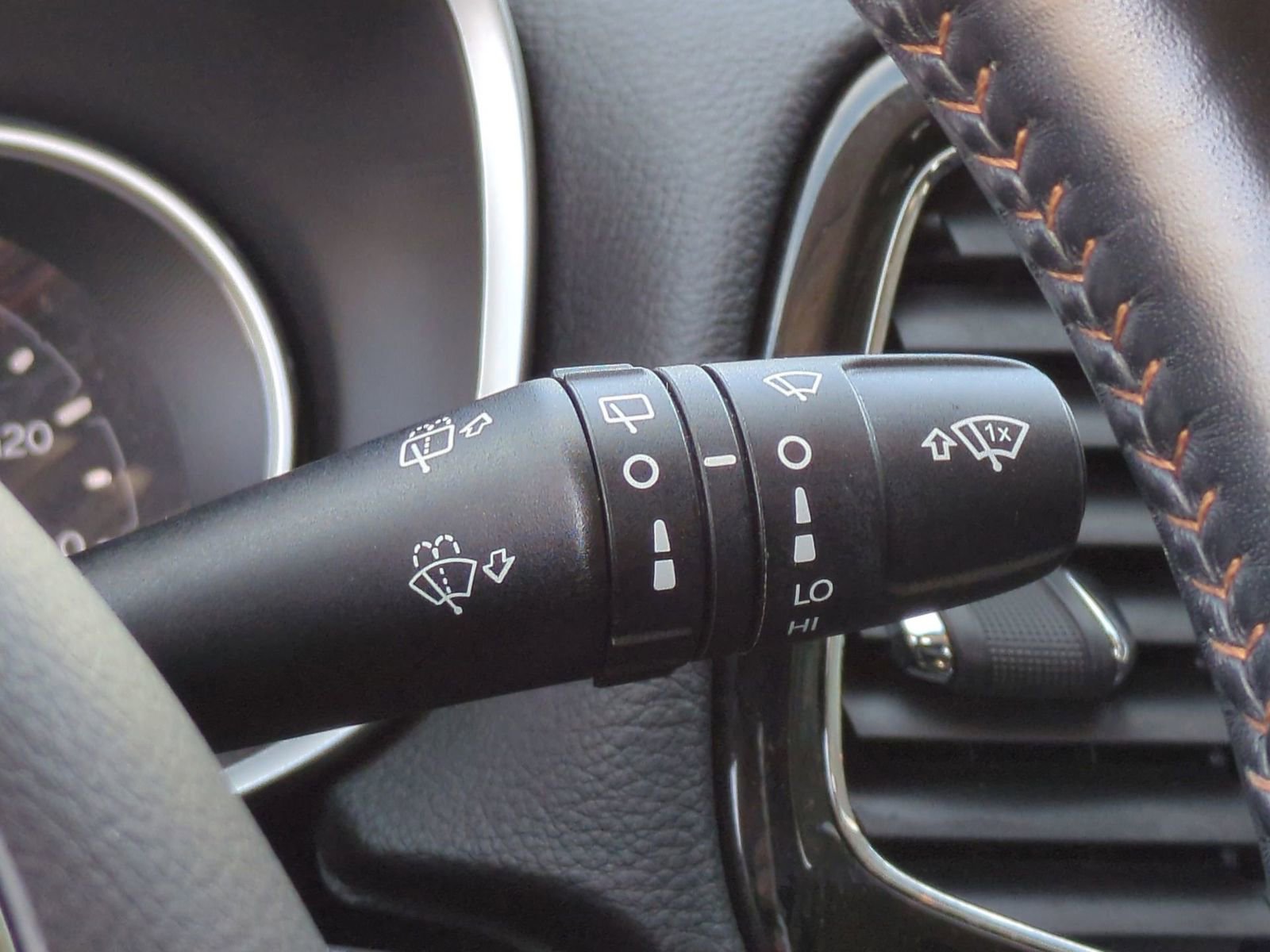 Used 2019 Jeep Compass Limited image 26