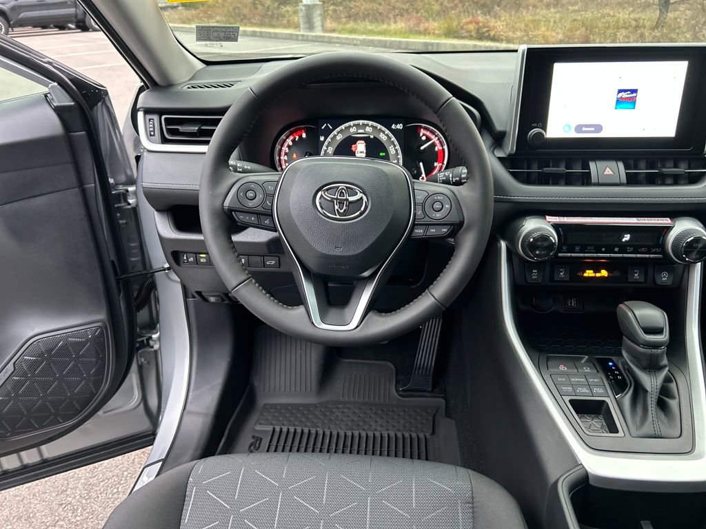 New 2025 Toyota RAV4 XLE image 21