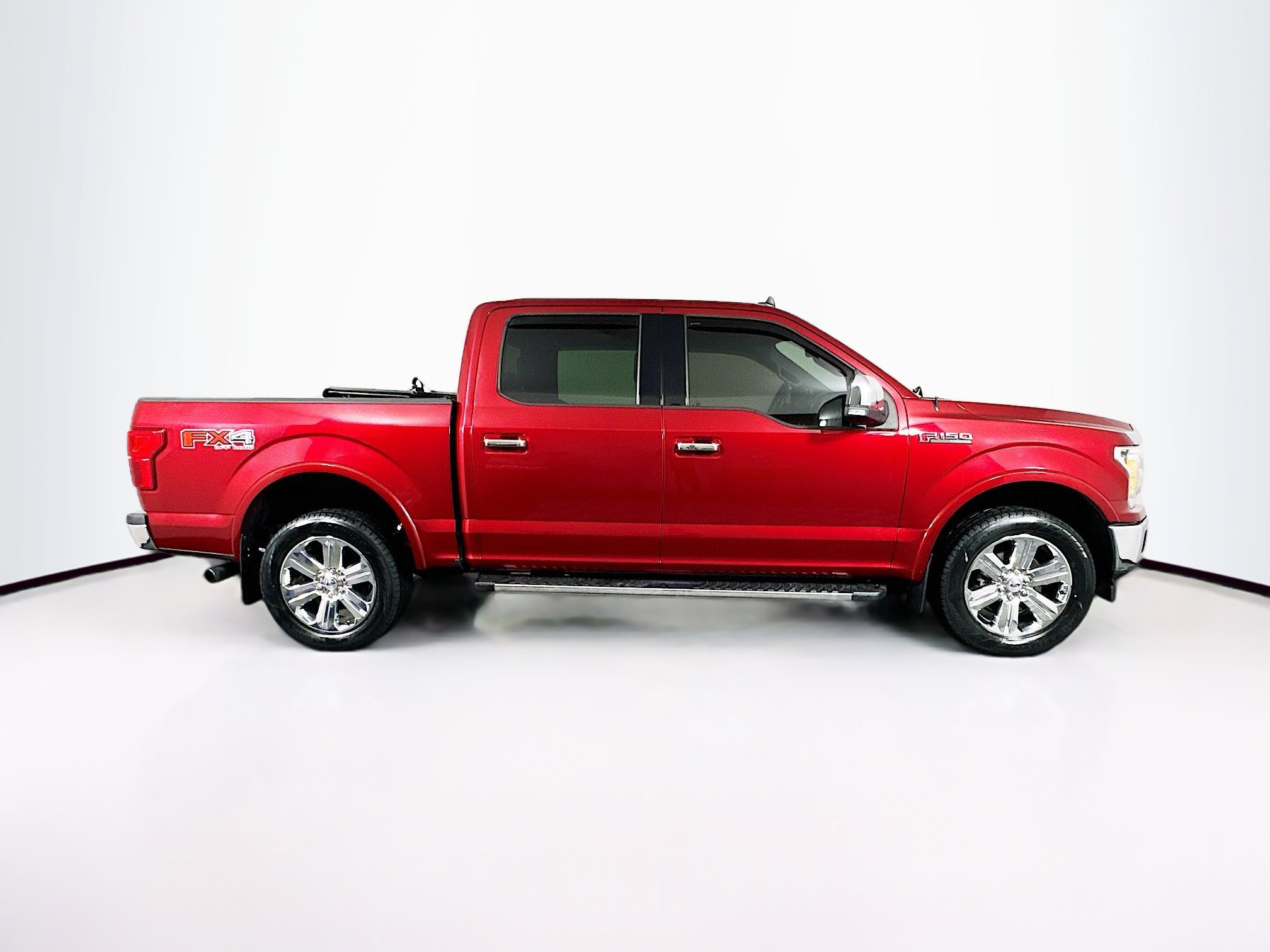 Used 2019 Ford F150 Lariat image 10
