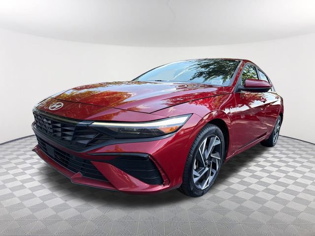 Used 2024 Hyundai Elantra SEL w/ Convenience Package