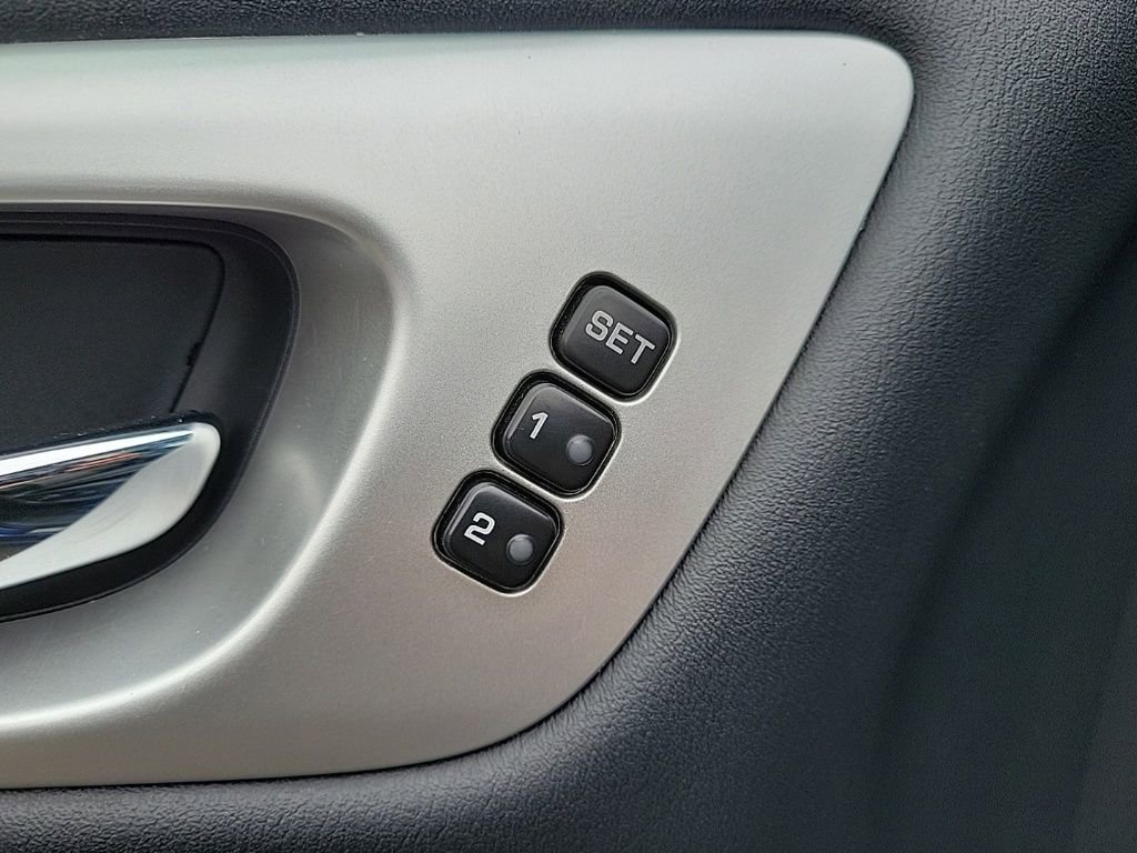 Used 2020 Nissan Pathfinder SL image 34