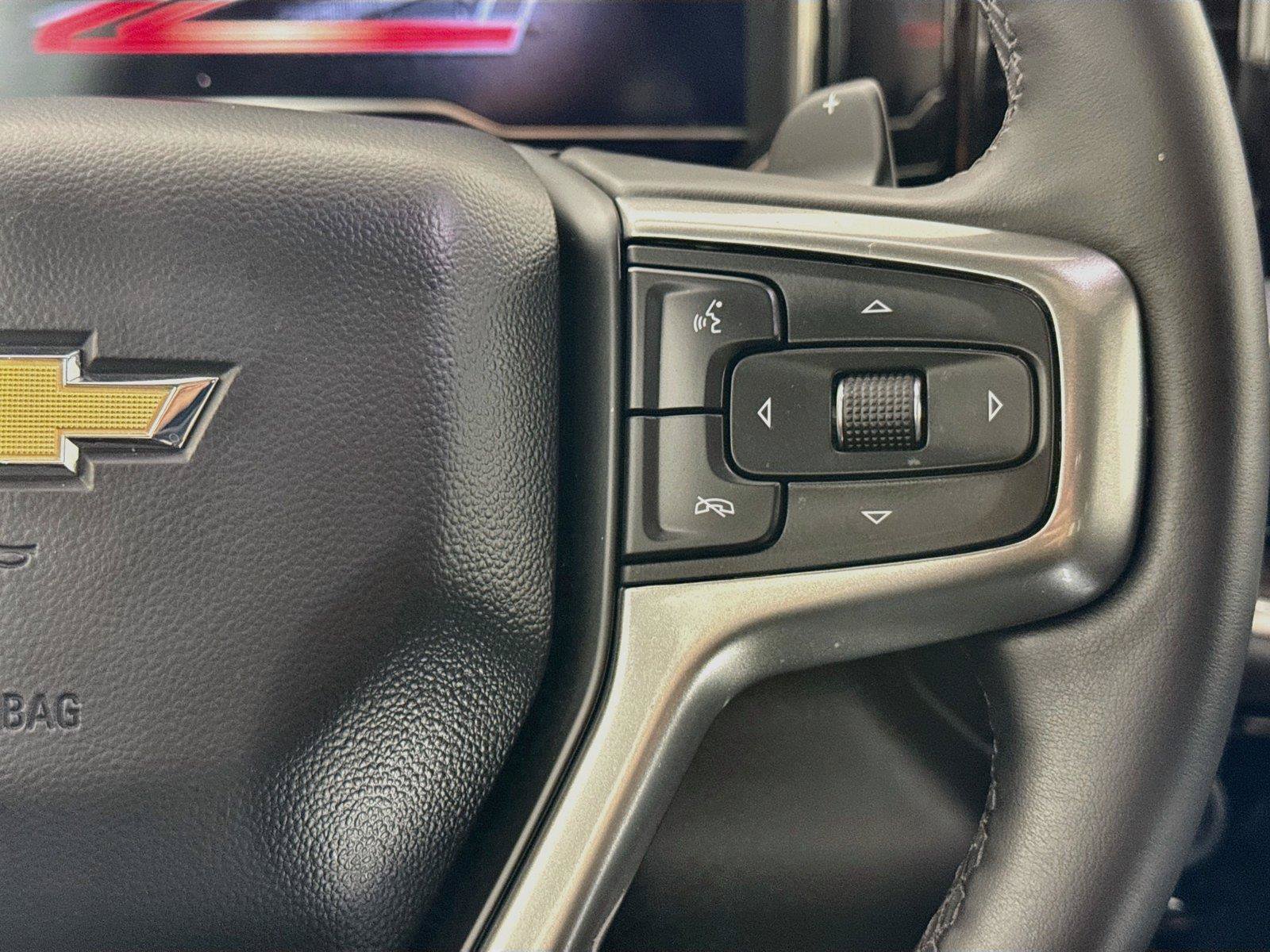 Used 2025 Chevrolet Silverado 1500 LTZ w/ LTZ Premium Package AWD/4WD image 20