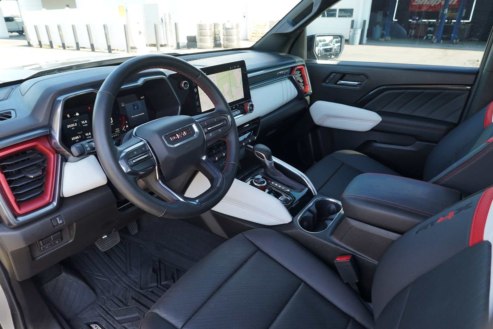 Used 2023 GMC Canyon AT4X AWD/4WD image 17
