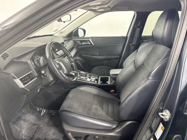 Used 2024 Mitsubishi Outlander SE AWD/4WD image 4