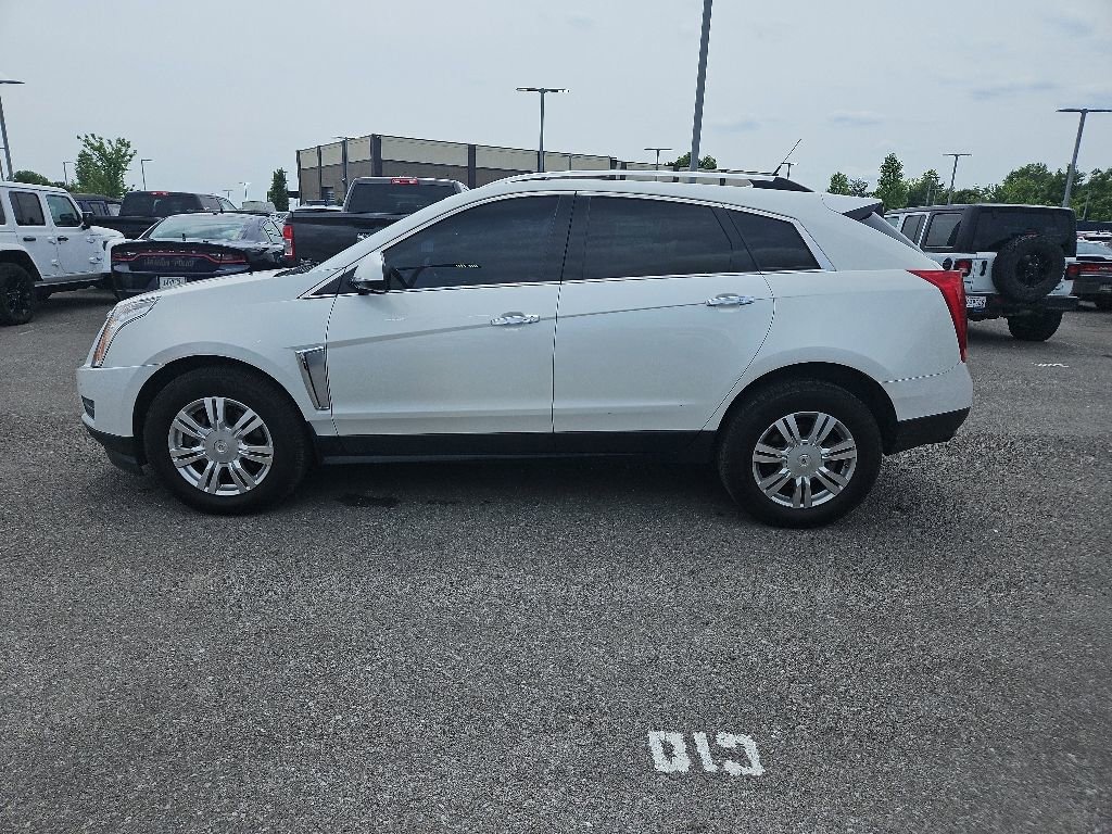 Used 2014 Cadillac SRX Luxury FWD image 4